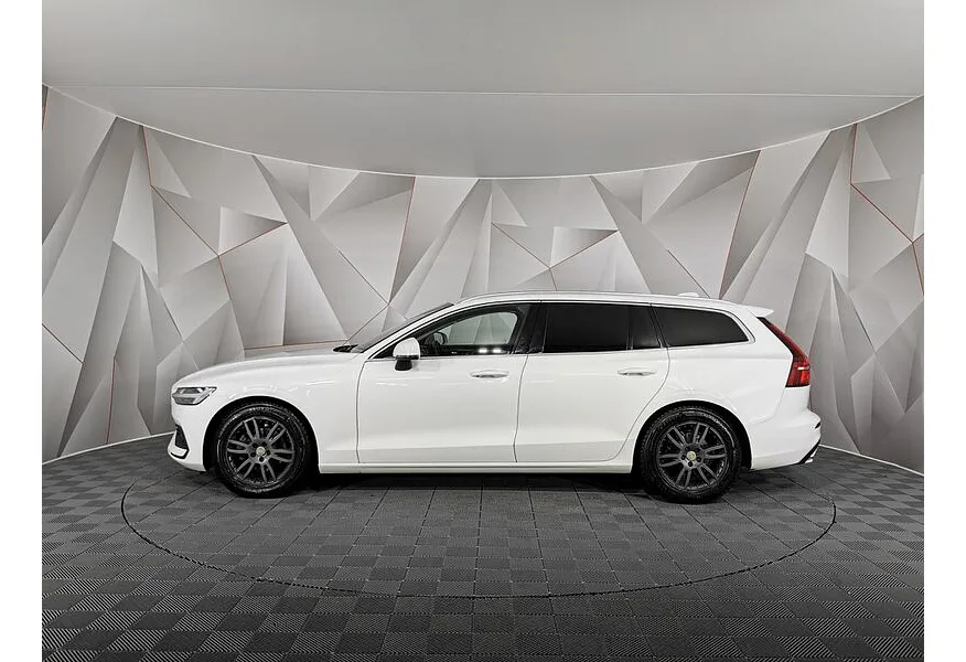 Volvo V60 Cross Country 2.0 D4 AT (190 л.с.) Momentum Белый в АВИЛОН. Слайд №5