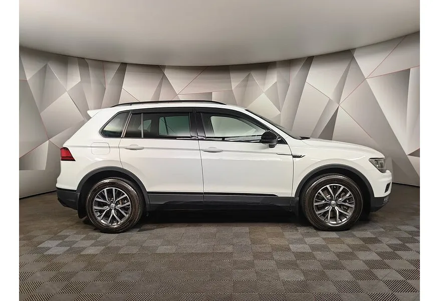 АВИЛОН - Volkswagen Tiguan 2.0 TSI 4Motion DSG (180 л.с.) OFFROAD Белый - slide 3
