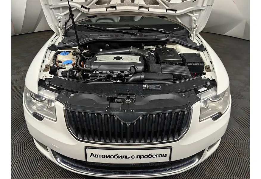 АВИЛОН - Skoda Superb 1.8 TSI AT (152 л.с.) Белый - slide 18