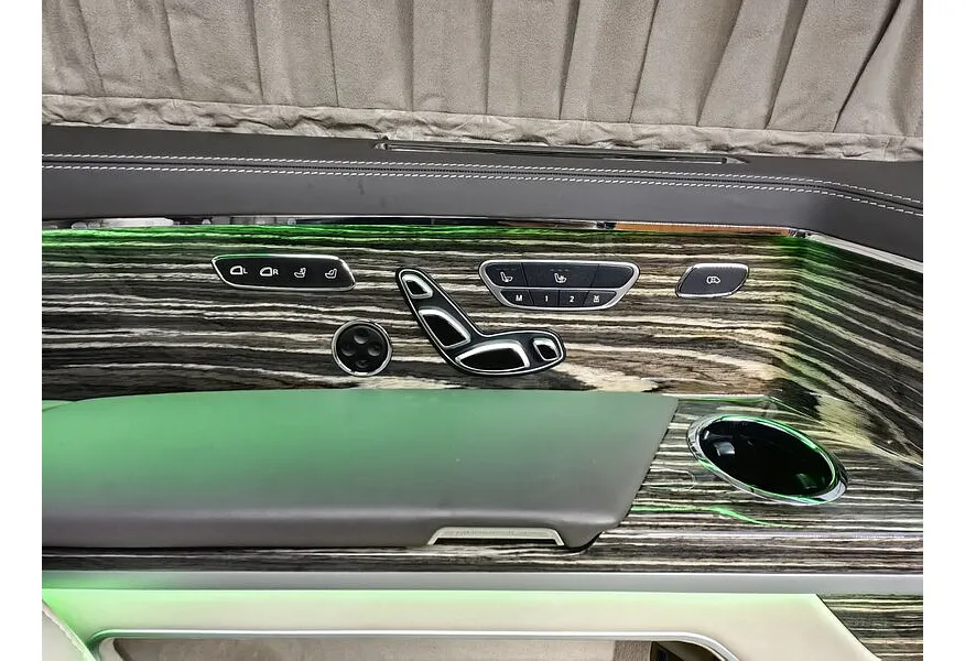 Mercedes-Benz V-Класс V 250 d 9G-Tronic L2 4MATIC (190 л.с.) Черный в АВИЛОН. Слайд №19