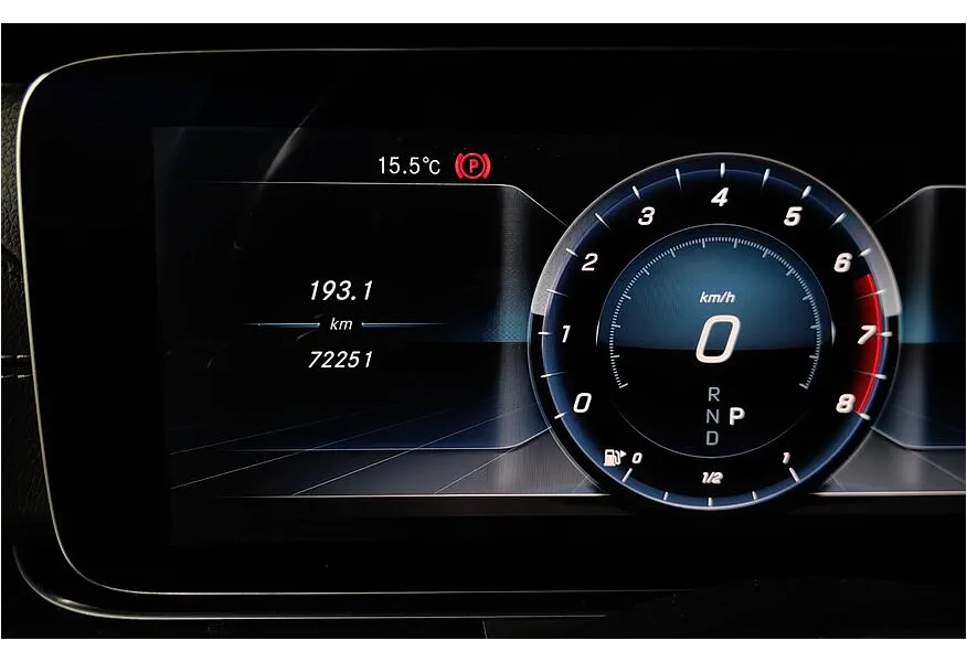 Mercedes-Benz E-Класс E 400 4MATIC 9G-TRONIC (333 л.с.) Черный в АВИЛОН. Слайд №18