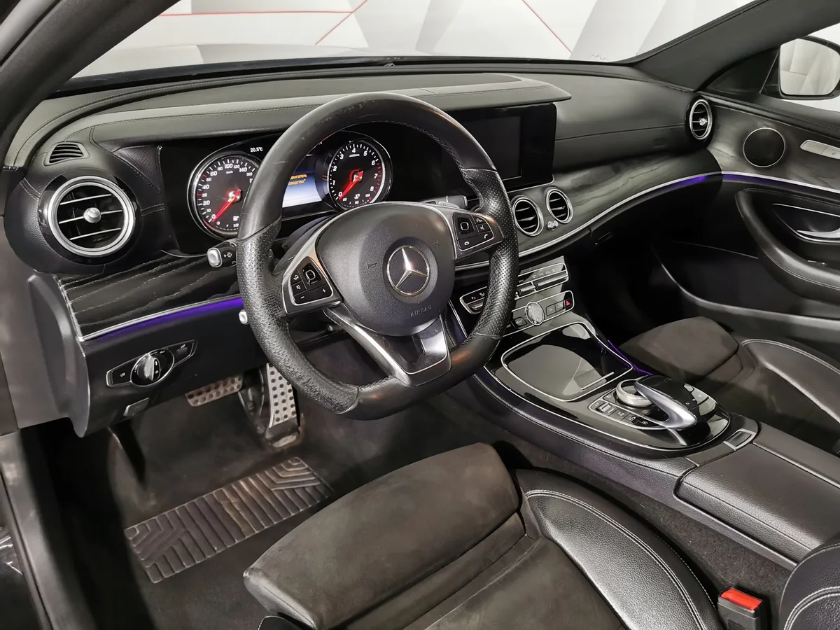 Mercedes-Benz E-Класс E 200 9G-TRONIC (197 л.с.) Черный в АВИЛОН. Слайд №18