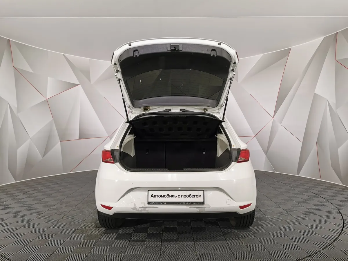 SEAT Leon 1.2 TSI DSG (105 л.с.) Белый в АВИЛОН. Слайд №11