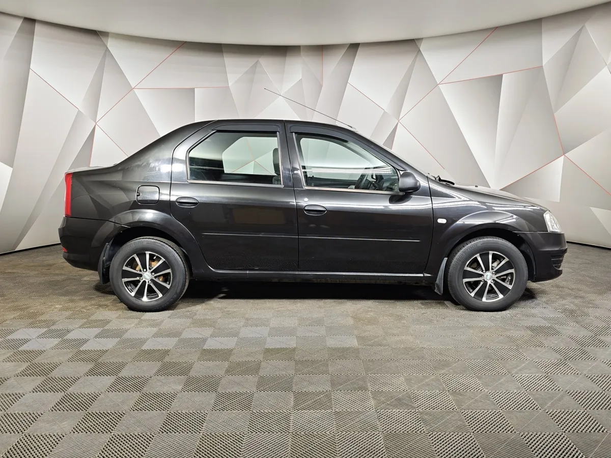 Renault Logan 1.6 AT (102 л.с.) Черный в АВИЛОН. Слайд №6