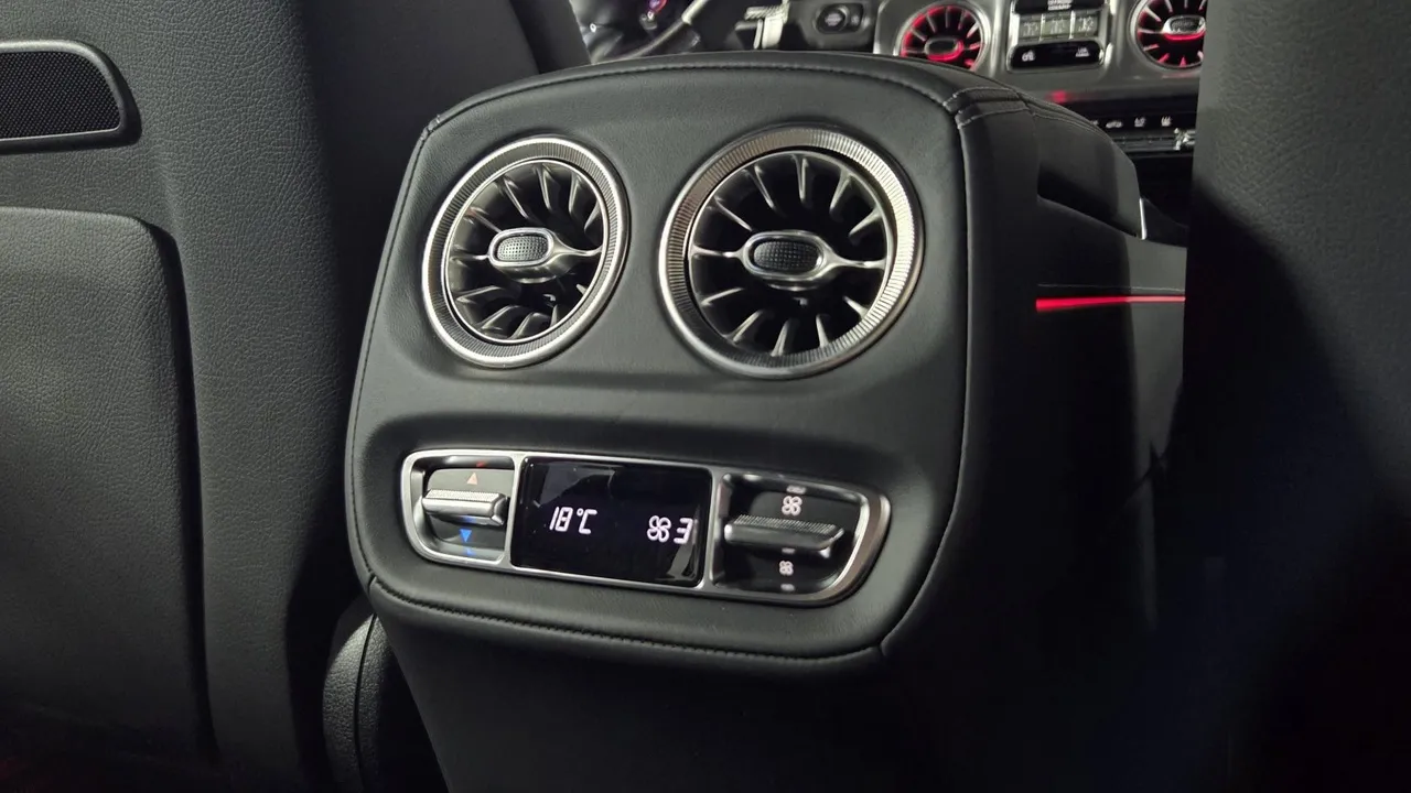 Mercedes-Benz G-Класс G 63 AMG Speedshift 4Matic (585 л.с.) Серый в АВИЛОН. Слайд №21