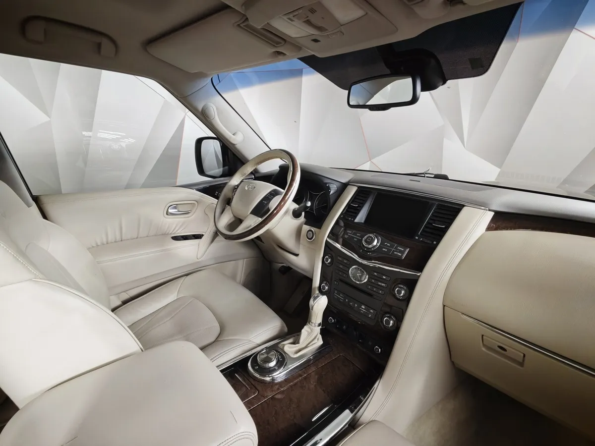 Infiniti QX-Series QX56 AT (405 л.с.) Черный в АВИЛОН. Слайд №13