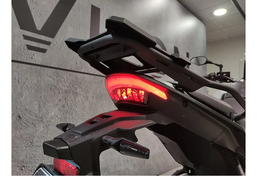 VOGE DS800X Rally 798 см³ (95 л.с.) (95) 798 Белый в АВИЛОН. Слайд №8