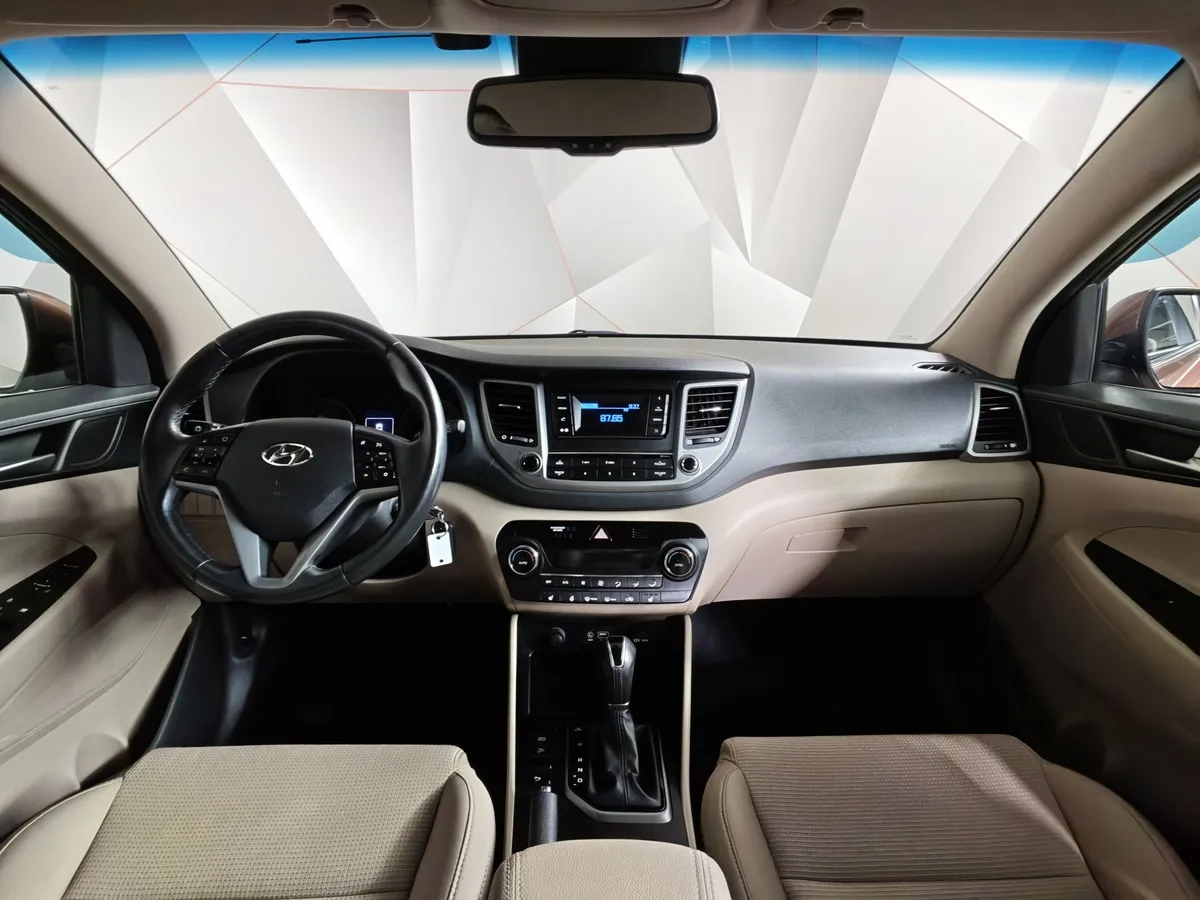 Hyundai Tucson 2.0 AT (150 л.с.) Comfort Коричневый в АВИЛОН. Слайд №14