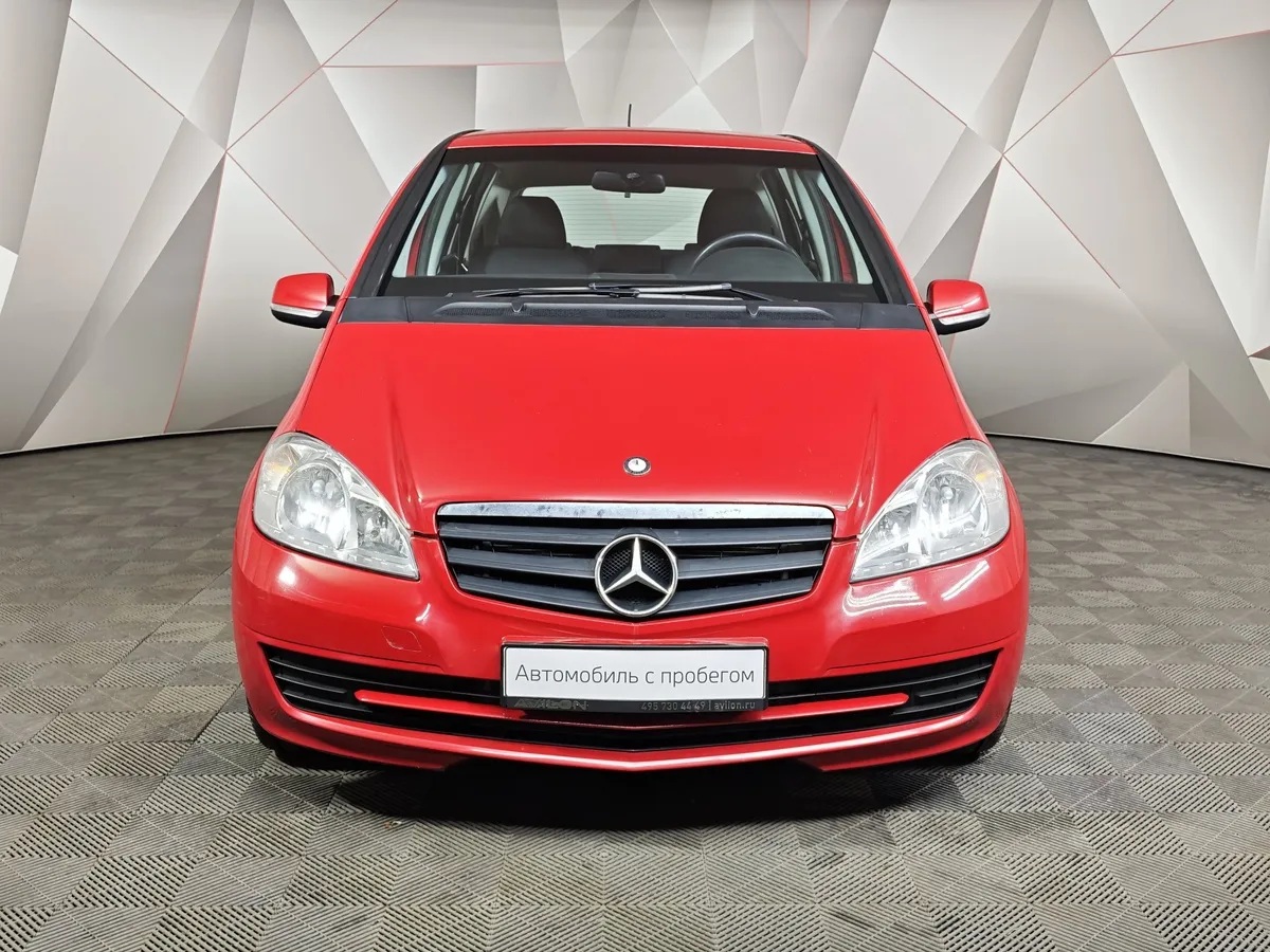 Mercedes-Benz A-Класс A 180 Autotronic (116 л.с.) Красный в АВИЛОН. Слайд №7