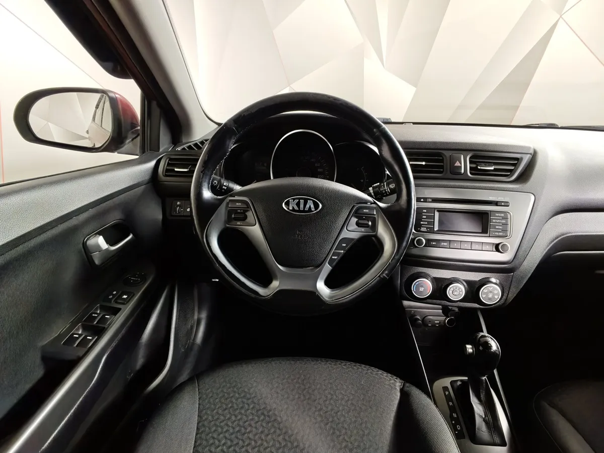 Kia Rio 1.6 AT (123 л.с.) Красный в АВИЛОН. Слайд №20