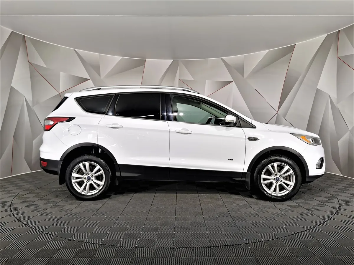 Ford Kuga 1.5 EcoBoost AT AWD (150 л.с.) Trend Plus Белый в АВИЛОН. Слайд №6