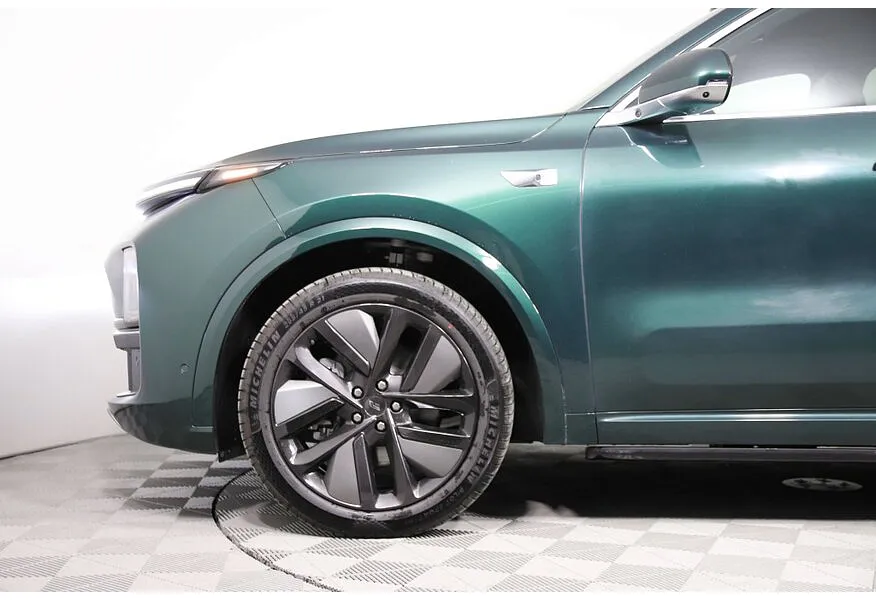 Li Auto L9 1.5 AT 4WD (449 л.с.) Ultra Зеленый в АВИЛОН. Слайд №20