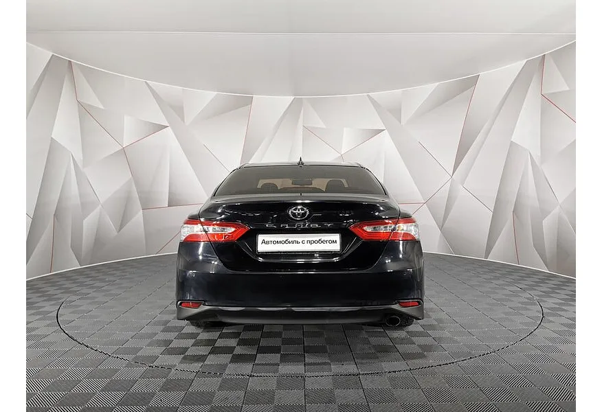 Toyota Camry 2.5 AT (181 л.с.) Черный в АВИЛОН. Слайд №8 Toyota Camry 2.5 AT (181 л.с.) Черный в АВИЛОН. Слайд №8