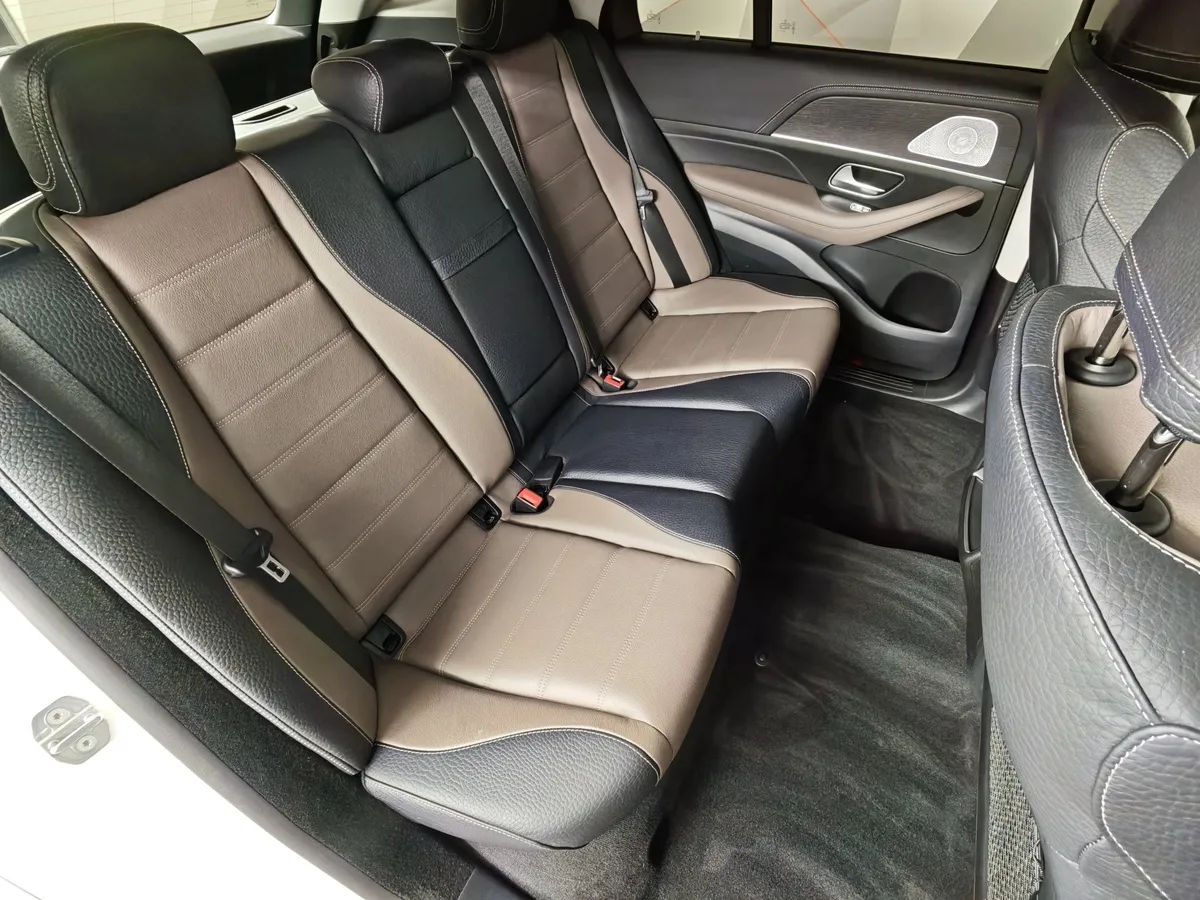Mercedes-Benz GLE 300d 4MATIC 9G-TRONIC (269 л.с.) Белый в АВИЛОН. Слайд №17
