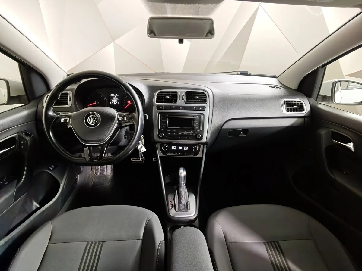 Volkswagen Polo 1.6 MPI MT (110 л.с.) Allstar Белый в АВИЛОН. Слайд №14