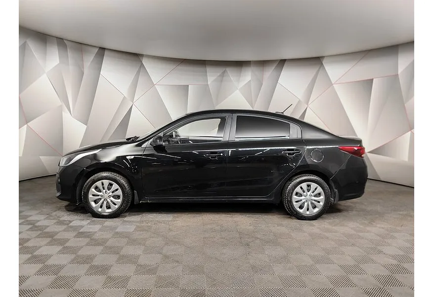 Kia Rio 1.6 AT (123 л.с.) Черный в АВИЛОН. Слайд №5 Kia Rio 1.6 AT (123 л.с.) Черный в АВИЛОН. Слайд №5