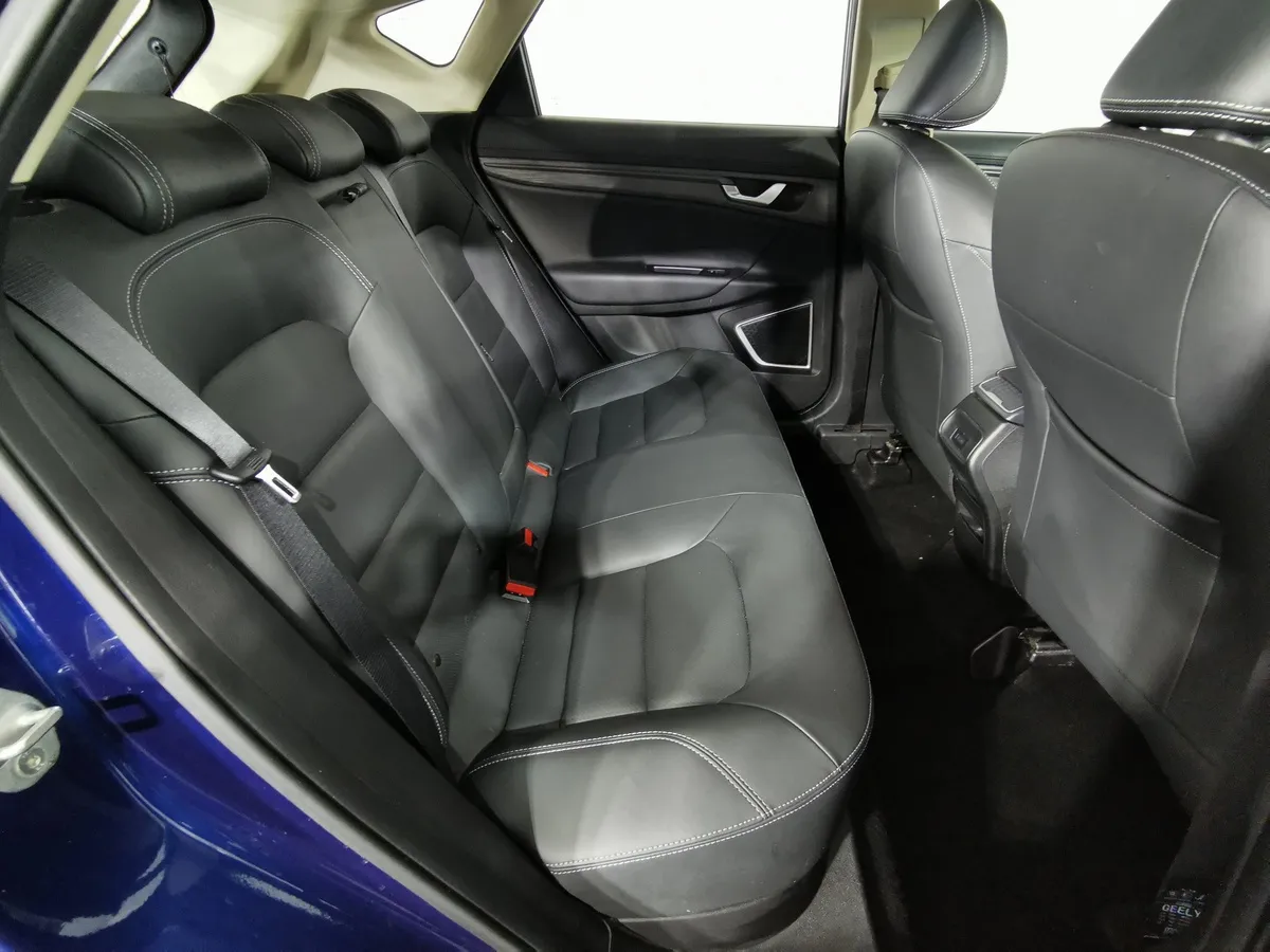 Geely GS 1.8 6DCT (133 л.с.) Синий в АВИЛОН. Слайд №15