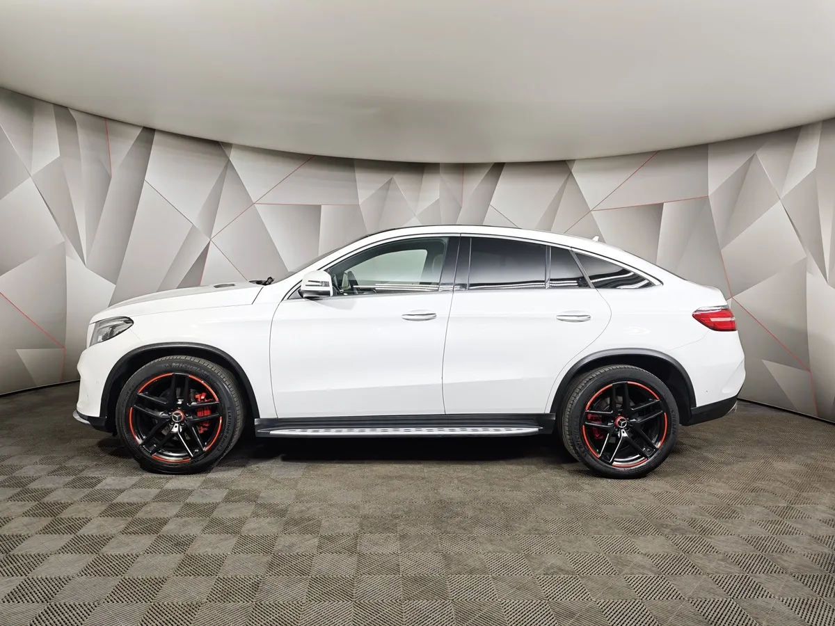Mercedes-Benz GLE Купе 350 d 4MATIC 9G-TRONIC (249 л.с.) Особая серия Белый в АВИЛОН. Слайд №5