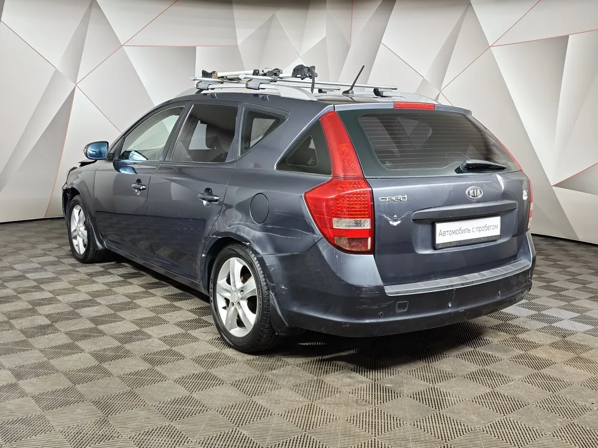 Kia Ceed 1.6 AT (122 л.с.) Люкс Серый в АВИЛОН. Слайд №4