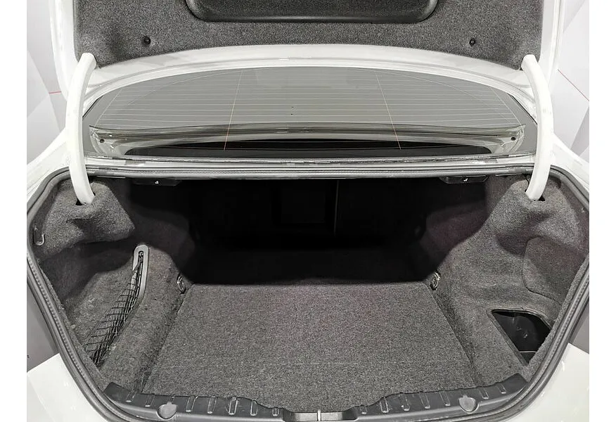 BMW 5 серия 520d Steptronic (190 л.с.) Белый в АВИЛОН. Слайд №9