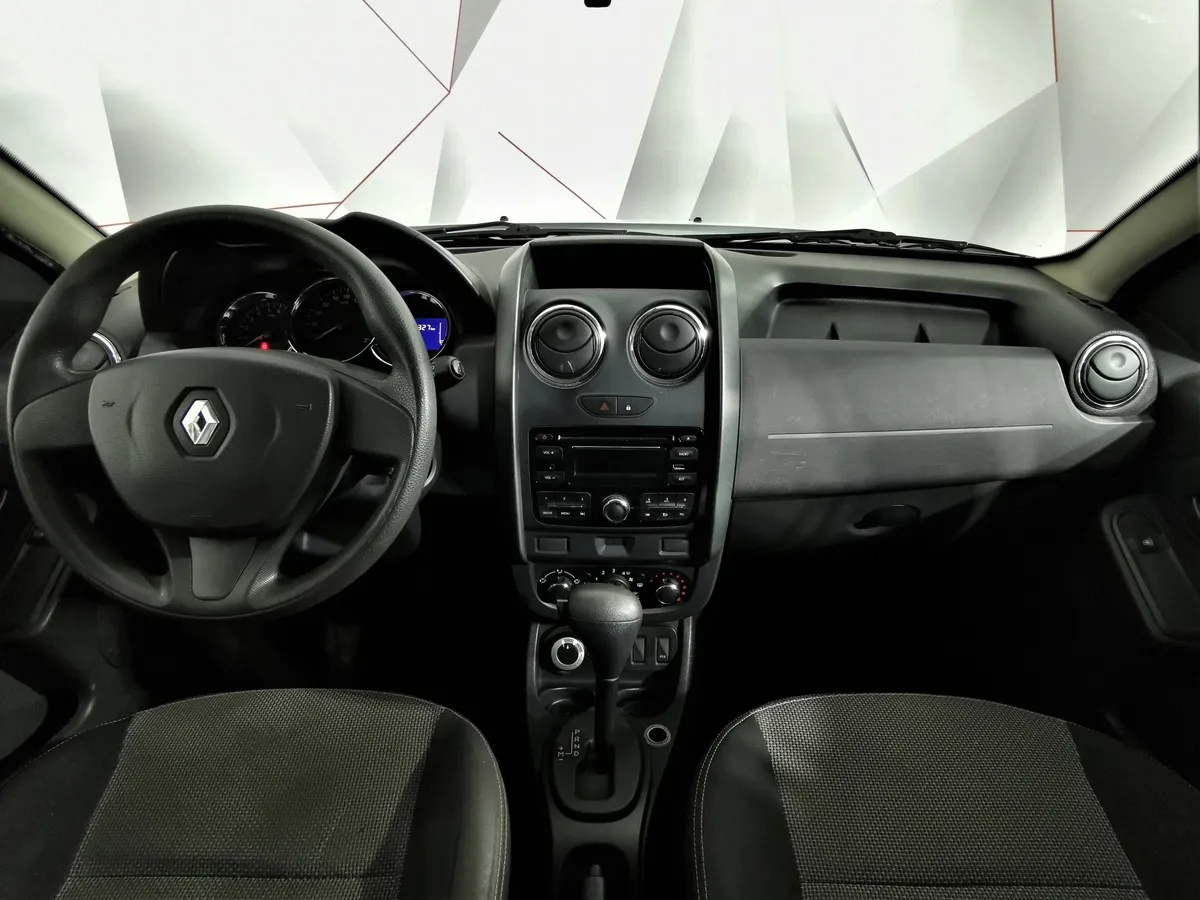 Renault Duster 2.0 AT 4x4 (143 л.с.) Luxe Privilege Белый в АВИЛОН. Слайд №12