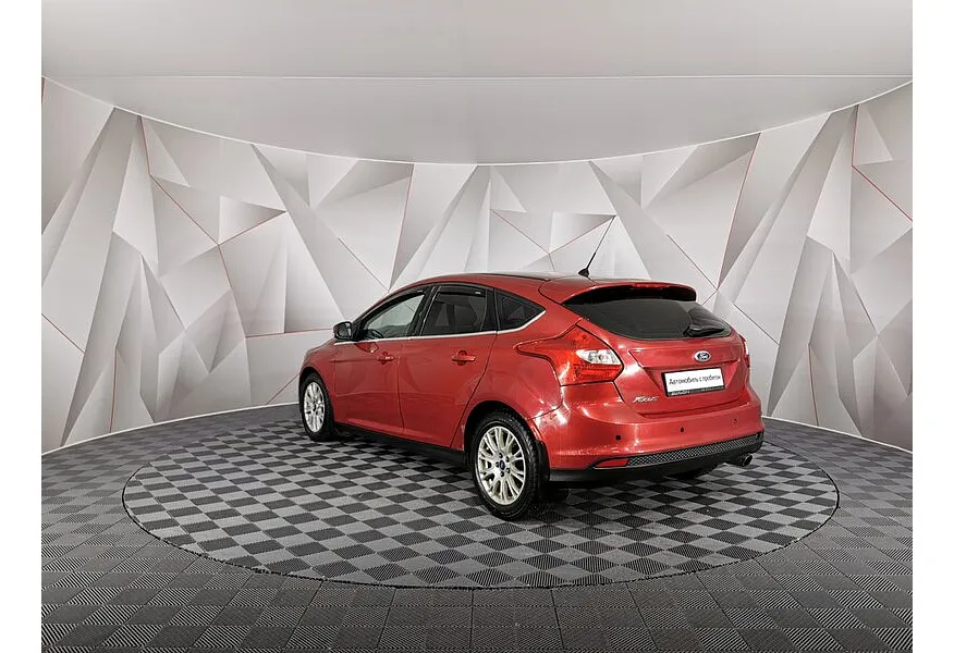 Ford Focus 2.0 MT (150 л.с.) Trend Plus Красный в АВИЛОН. Слайд №4
