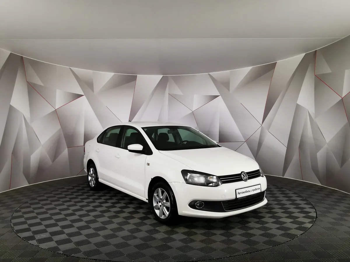 Volkswagen Polo 1.6 MT (105 л.с.) Белый в АВИЛОН. Слайд №3