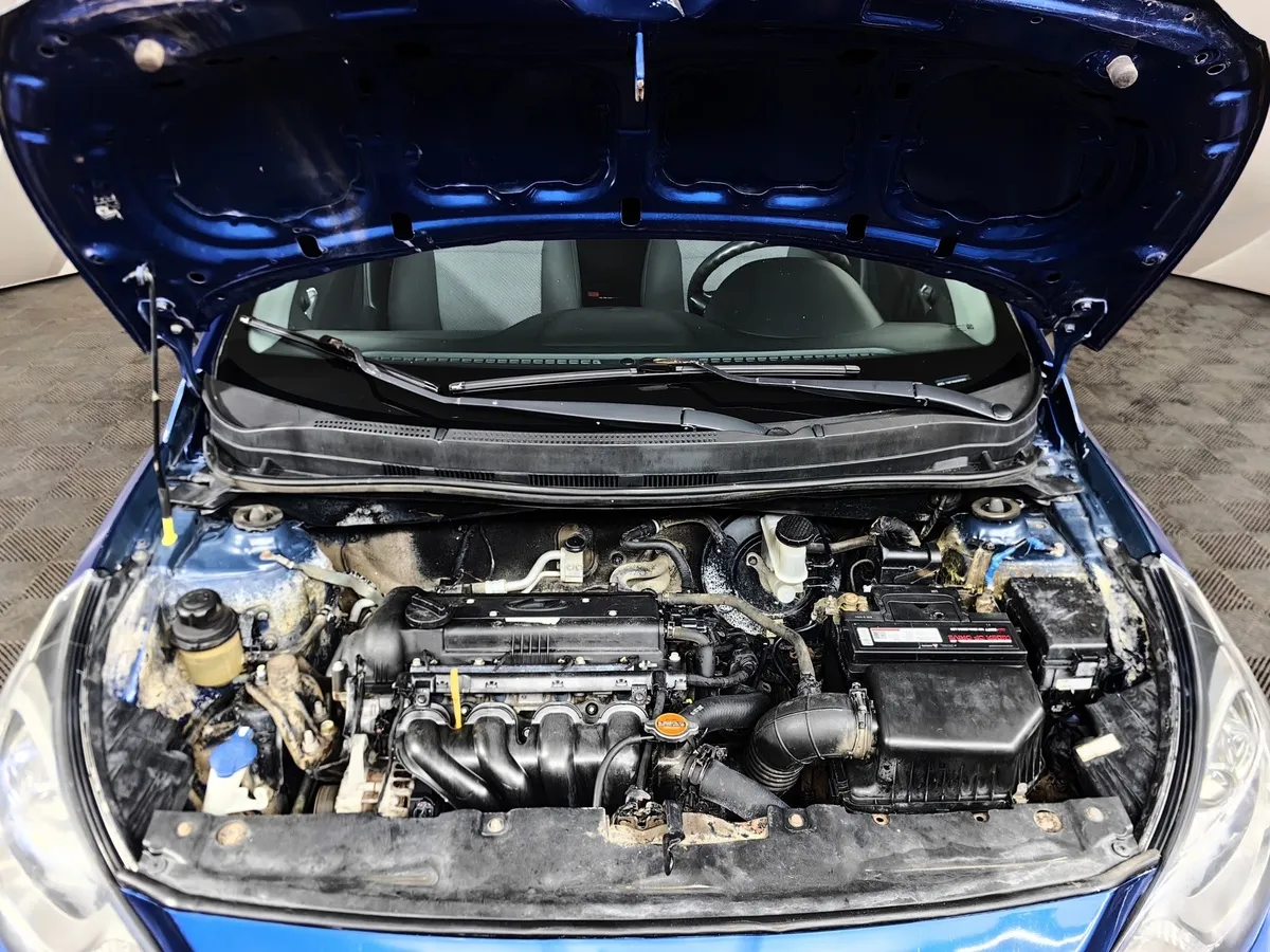Hyundai Solaris 1.6 MT (123 л.с.) Classic Синий в АВИЛОН. Слайд №11