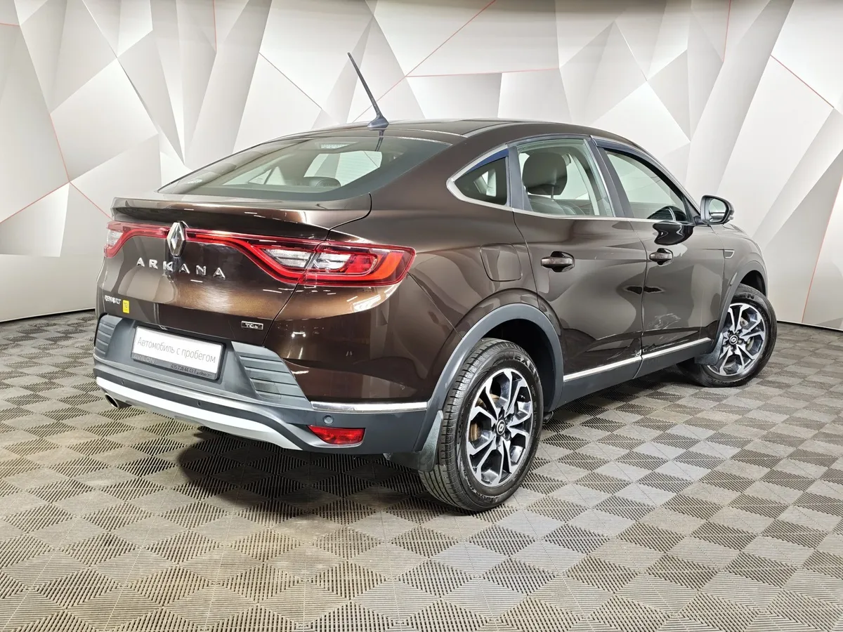 Renault Arkana 1.3 CVT 2WD (150 л.с.) Коричневый в АВИЛОН. Слайд №2