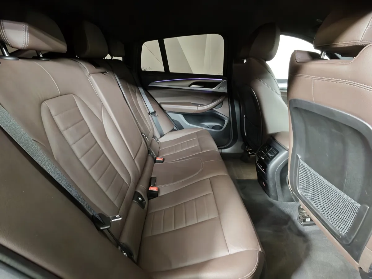 BMW X4 xDrive20i Steptronic (184 л.с.) Base Локальная сборка Черный в АВИЛОН. Слайд №14