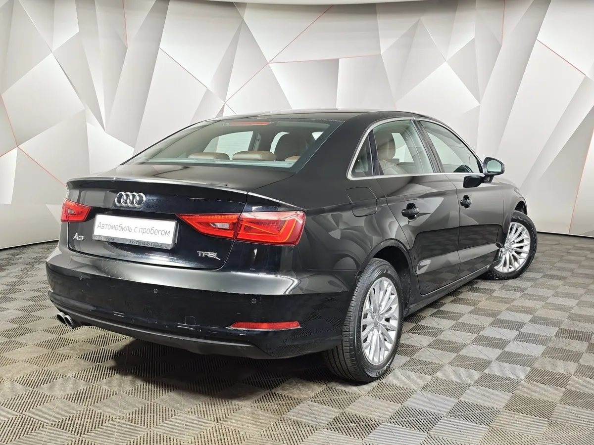 Audi A3 1.4 TFSI S tronic (125 л.с.) Ambition Черный в АВИЛОН. Слайд №2