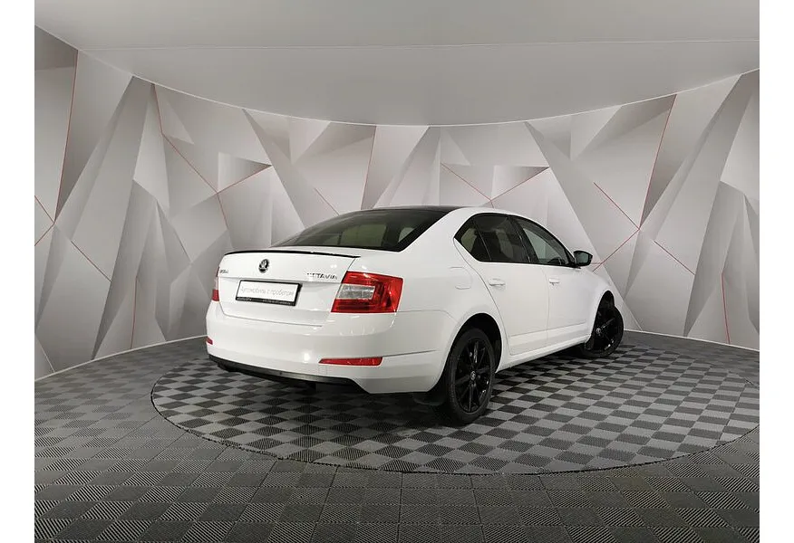 Skoda Octavia 1.6 AT (110 л.с.) Белый в АВИЛОН. Слайд №2