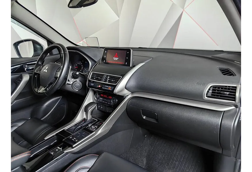 Mitsubishi Eclipse Cross 1.5 CVT AWD (150 л.с.) Ultimate Серый в АВИЛОН. Слайд №13