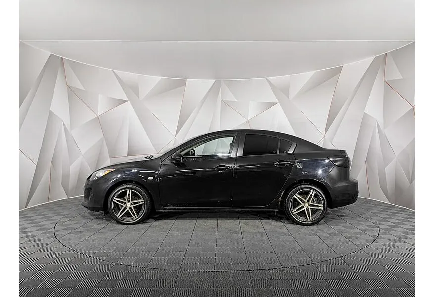 Mazda 3 1.6 AT (105 л.с.) Черный в АВИЛОН. Слайд №5