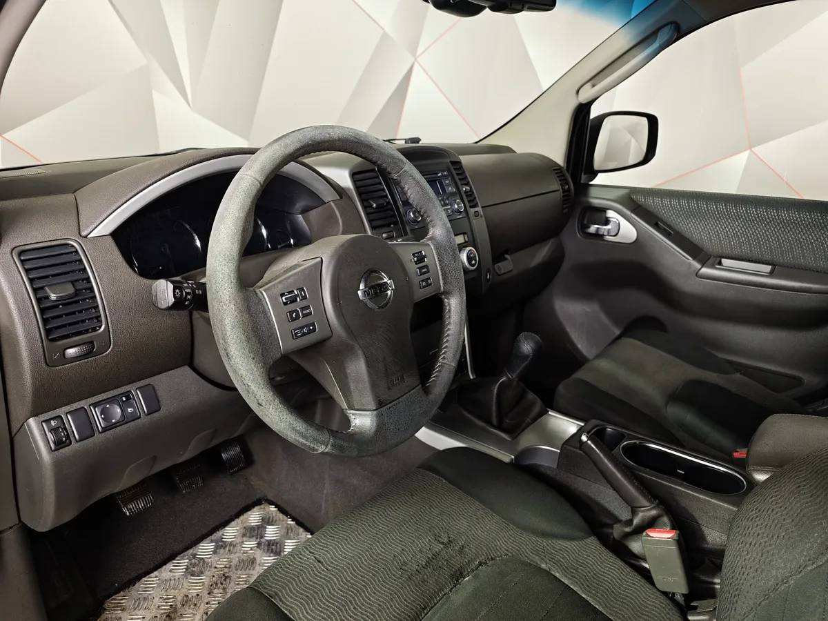 Nissan Pathfinder 2.5 dCi Turbo AT AWD (190 л.с.) Черный в АВИЛОН. Слайд №19