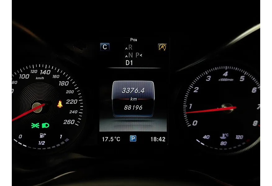 Mercedes-Benz C-Класс C 180 9G-TRONIC (150 л.с.) Sport Белый в АВИЛОН. Слайд №17