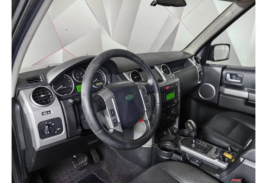 Land Rover Discovery 2.7 TD AT (190 л.с.) Черный в АВИЛОН. Слайд №17