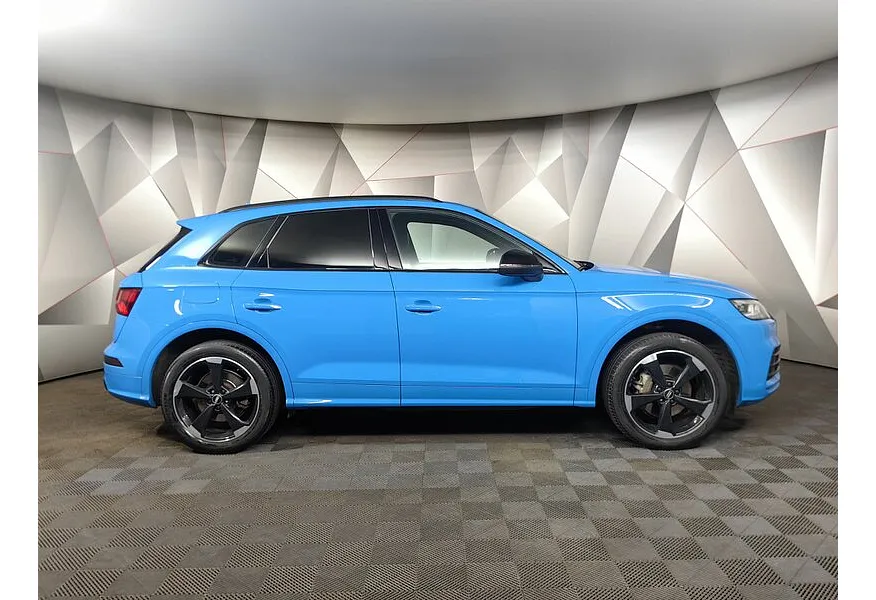 LIVE. Слайд №4