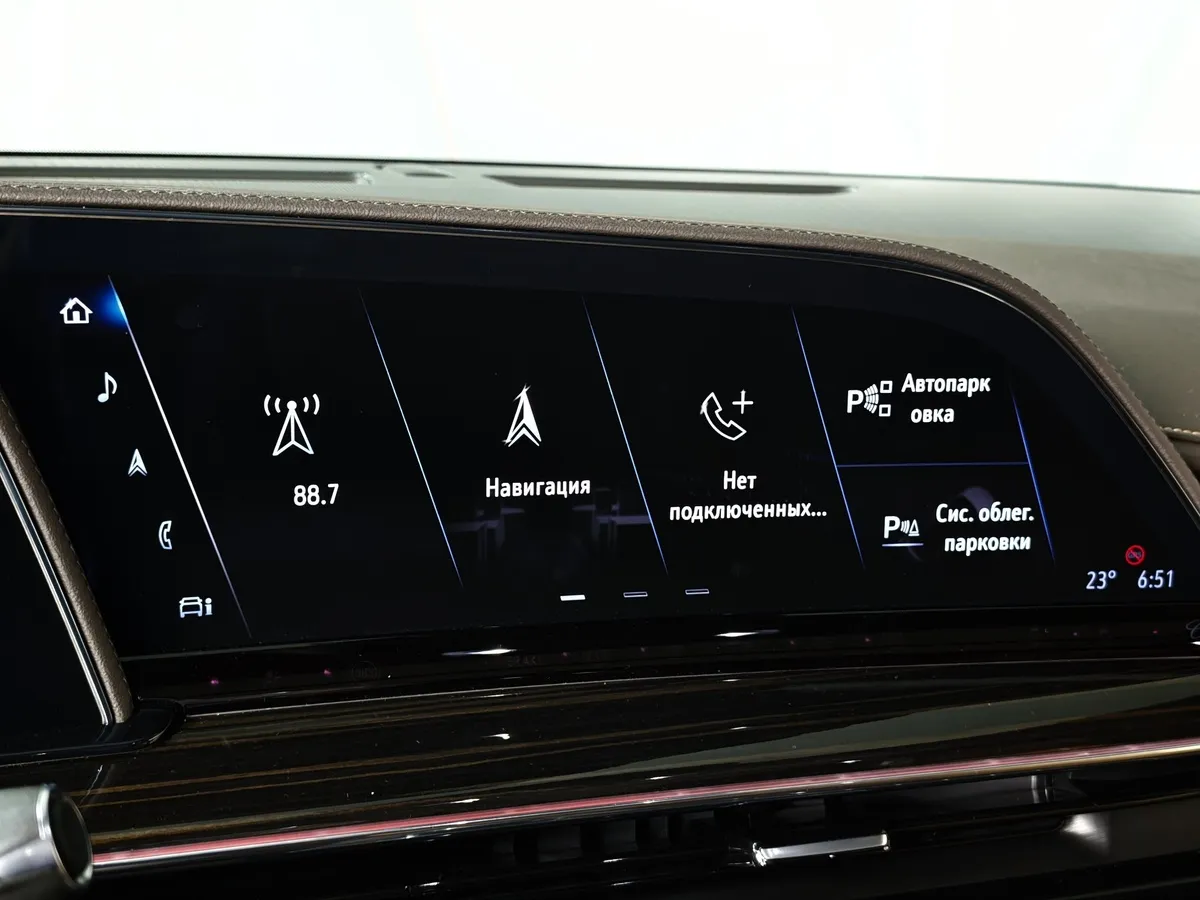 Cadillac Escalade 6.2 AT AWD (420 л.с.) Sport Синий в АВИЛОН. Слайд №23