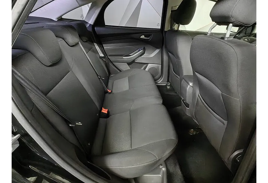 Ford Focus 1.6 Ti-VCT PowerShift (105 л.с.) SYNC Edition Черный в АВИЛОН. Слайд №15