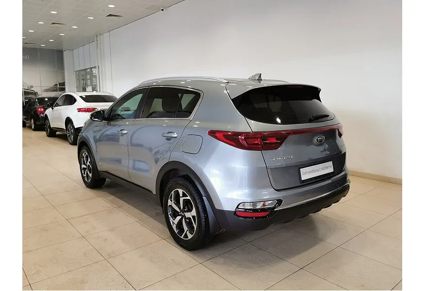 Kia Sportage 2.0 MPI AT 4WD (150 л.с.) Luxe Серый в АВИЛОН. Слайд №4