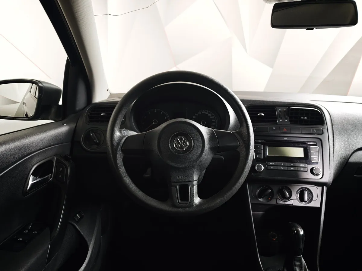 Volkswagen Polo 1.6 Tiptronic (105 л.с.) Comfortline Синий в АВИЛОН. Слайд №18