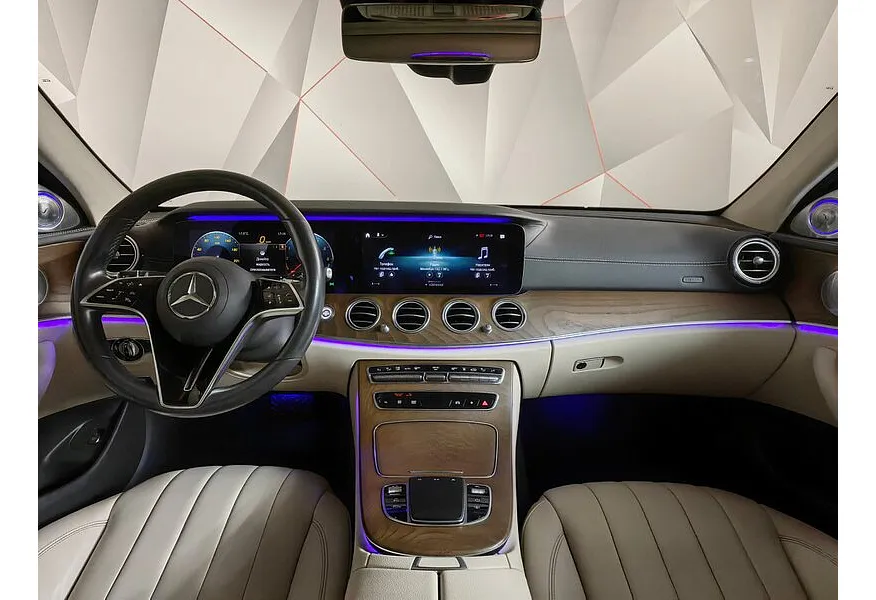 Mercedes-Benz E-Класс E 300 9G-TRONIC (245 л.с.) Черный в АВИЛОН. Слайд №14