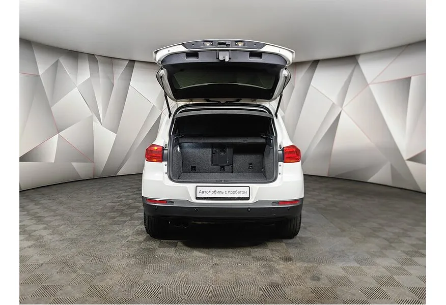 Volkswagen Tiguan 2.0 TSI 4Motion AT (170 л.с.) Track & Field Белый в АВИЛОН. Слайд №12