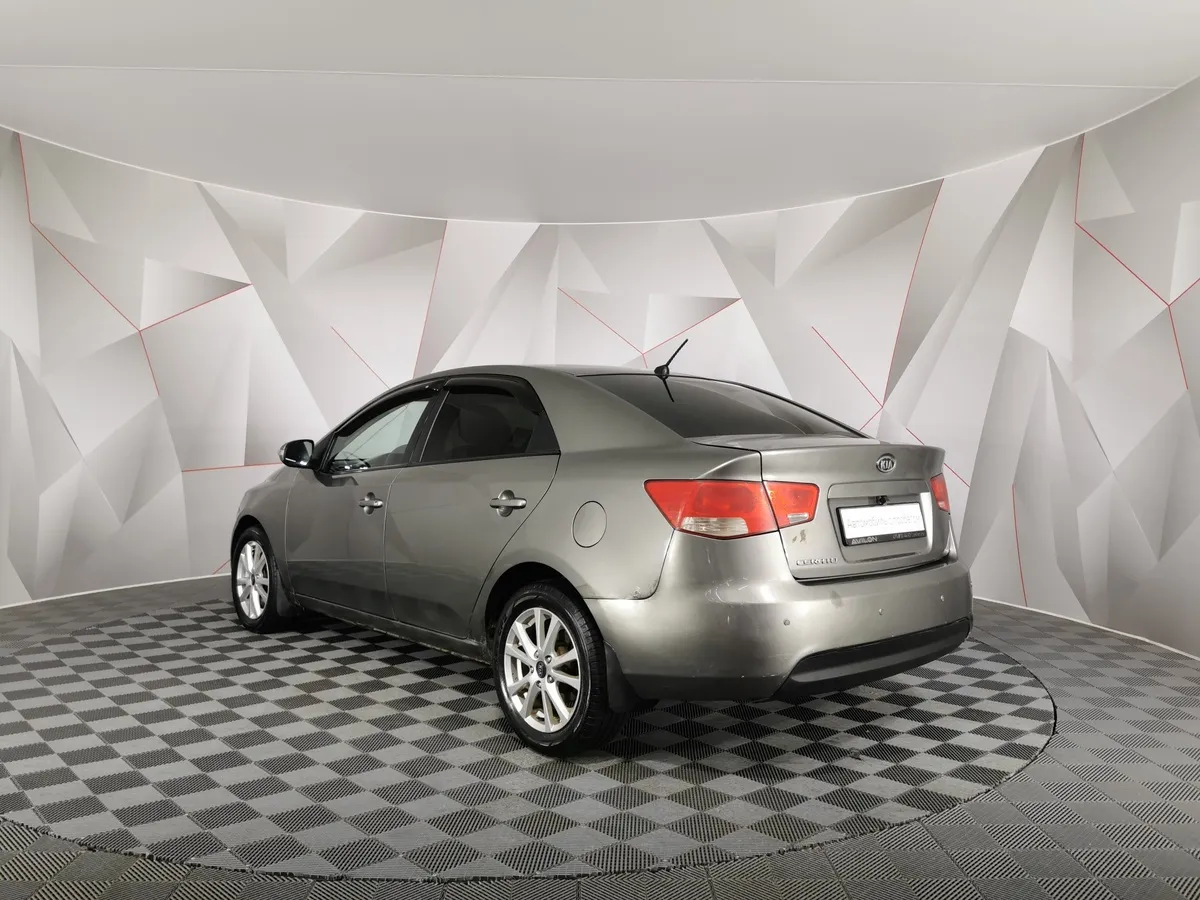 Kia Cerato 1.6 MT (126 л.с.) Comfort Серый в АВИЛОН. Слайд №4