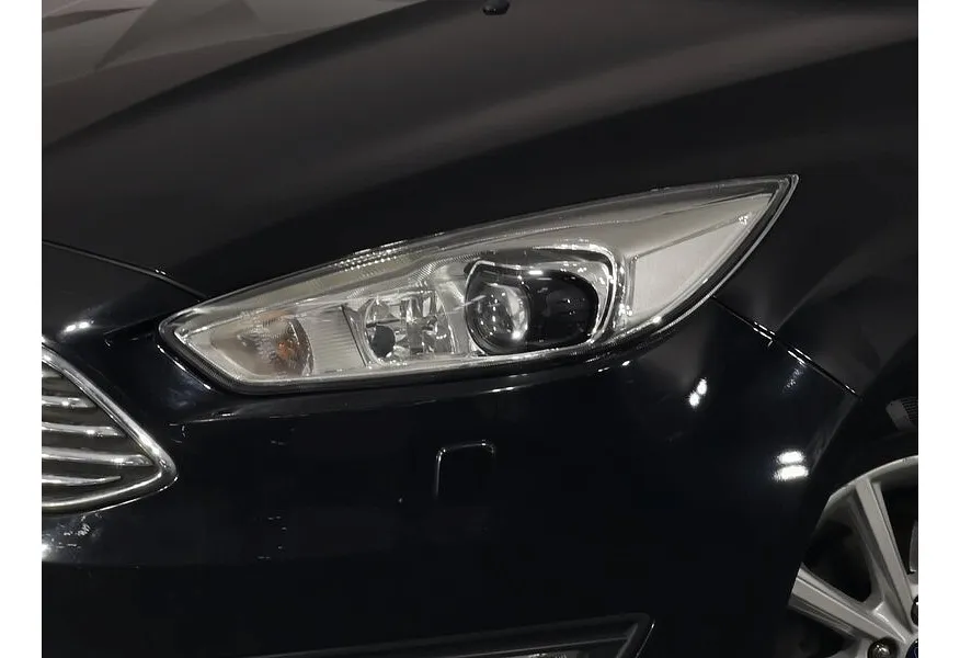 Ford Focus 1.6 Ti-VCT PowerShift (125 л.с.) SYNC Edition Черный в АВИЛОН. Слайд №10