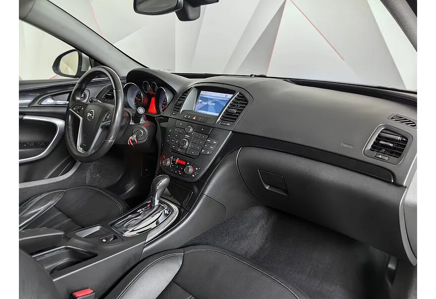 Opel Insignia 2.0 CDTI AT (160 л.с.) Active Серебристый в АВИЛОН. Слайд №13