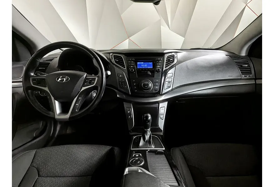 Hyundai i40 2.0 AT (150 л.с.) Active Черный в АВИЛОН. Слайд №13