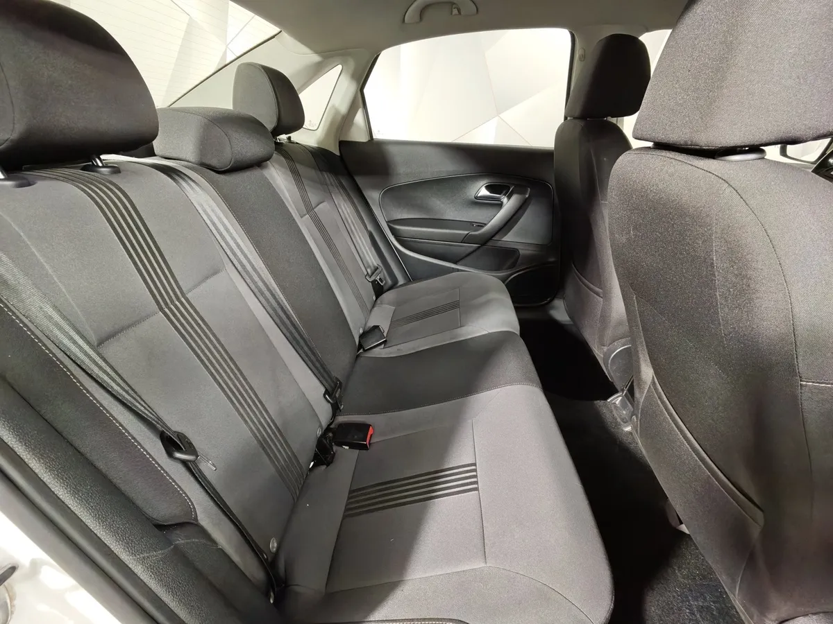 Volkswagen Polo 1.6 MPI MT (110 л.с.) Allstar Белый в АВИЛОН. Слайд №16