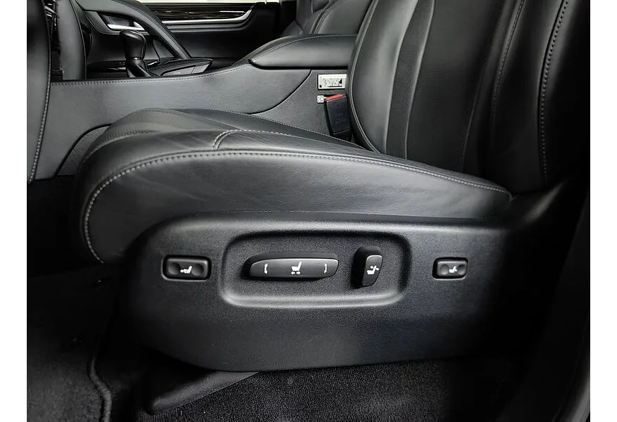 Lexus LX 450d AT (272 л.с.) Черный в АВИЛОН. Слайд №21